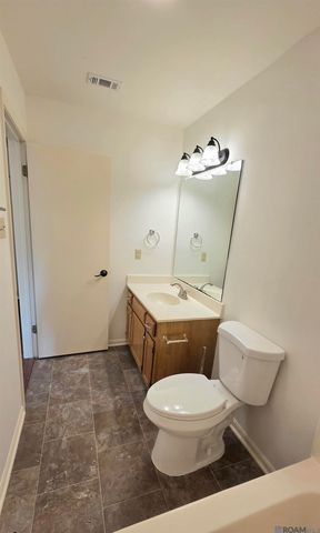 4212 Stumberg Ln, Baton Rouge, LA 70816