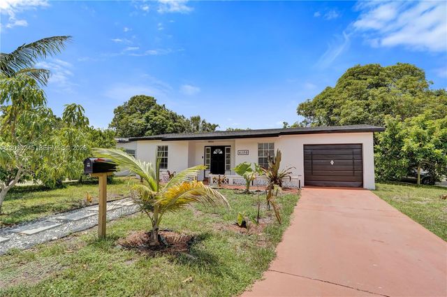 6280 SW 8th Pl, North Lauderdale, FL 33068