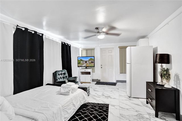 6280 SW 8th Pl, North Lauderdale, FL 33068