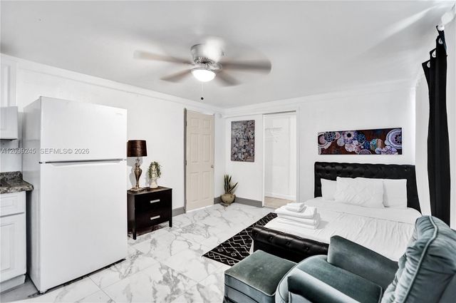6280 SW 8th Pl, North Lauderdale, FL 33068