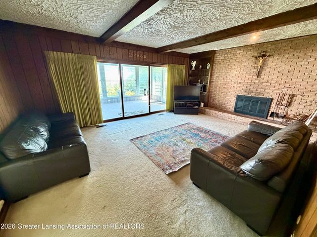 433 Chanticleer Trail, Lansing, MI 48917