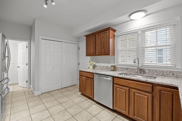 11829 N Exeter Way, Raleigh, NC 27613