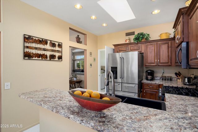 15624 W SENTINEL Drive, Sun City West, AZ 85375