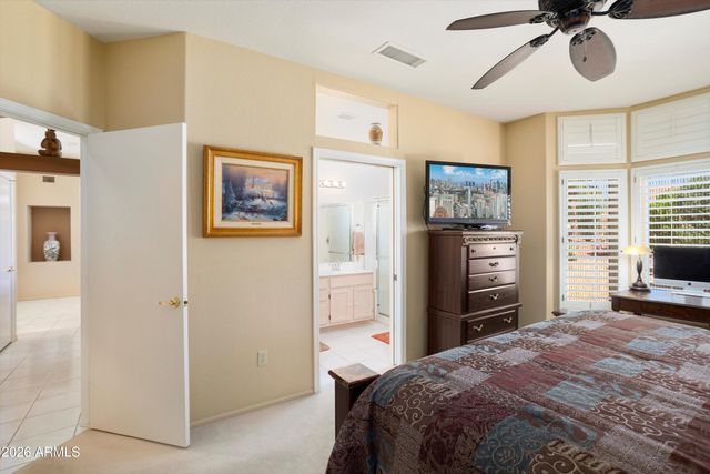 15624 W SENTINEL Drive, Sun City West, AZ 85375