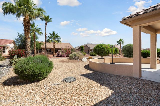 15624 W SENTINEL Drive, Sun City West, AZ 85375