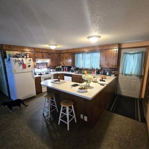 947 Lakeshore Drive, Brighton, VT 05846