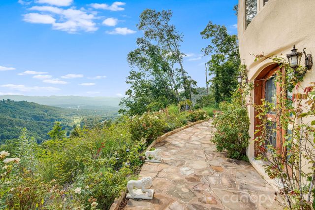 44 Azura Gdns None, Weaverville, NC 28787