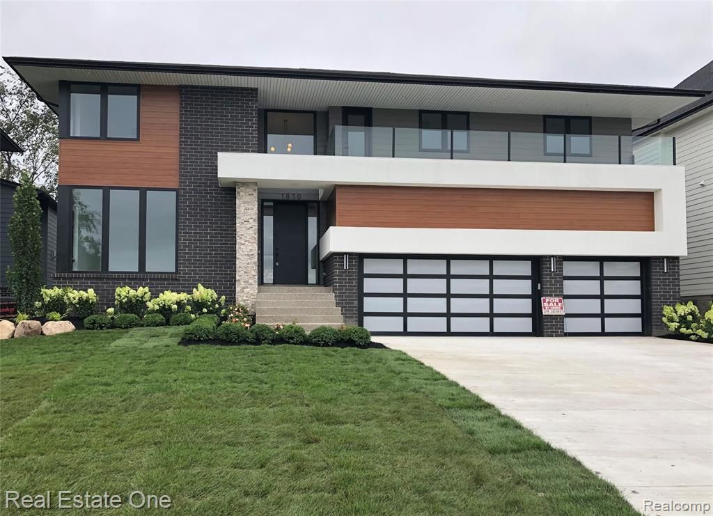 1830 Sadie Shore Drive, Commerce Twp, MI 48382