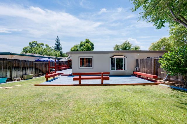 11038 Cobblestone Dr, Rancho Cordova, CA 95670