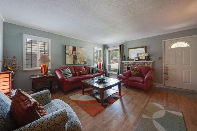 11038 Cobblestone Dr, Rancho Cordova, CA 95670