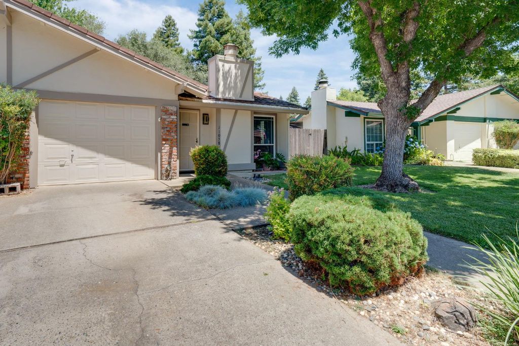 11038 Cobblestone Dr, Rancho Cordova, CA 95670