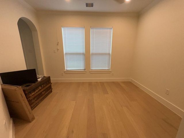 10607 Enclave Shadows Court, Houston, TX 77043