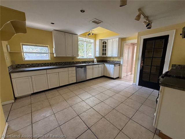 1619 Pasadena Avenue, Sebring, FL 33870