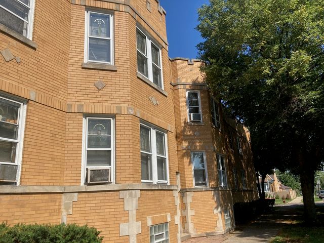 5303 W George Street, Chicago, IL 60641