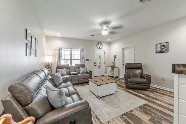 398 Galvez Lane, Houma, LA 70363