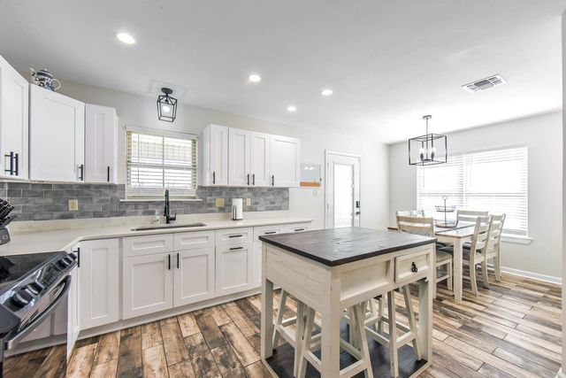 398 Galvez Lane, Houma, LA 70363