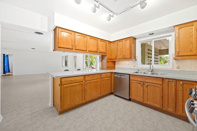 2640 SW 34th Avenue, Fort Lauderdale, FL 33312