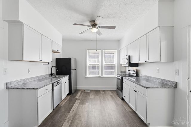 225 N Hill Street, Harrison, OH 45030