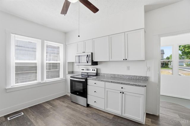 225 N Hill Street, Harrison, OH 45030