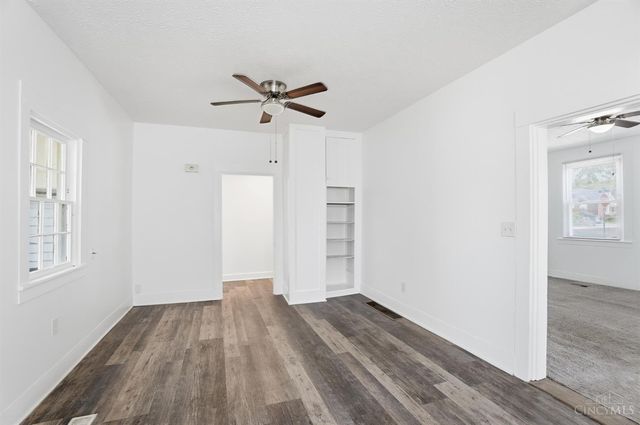 225 N Hill Street, Harrison, OH 45030