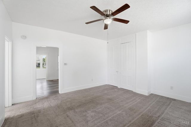 225 N Hill Street, Harrison, OH 45030