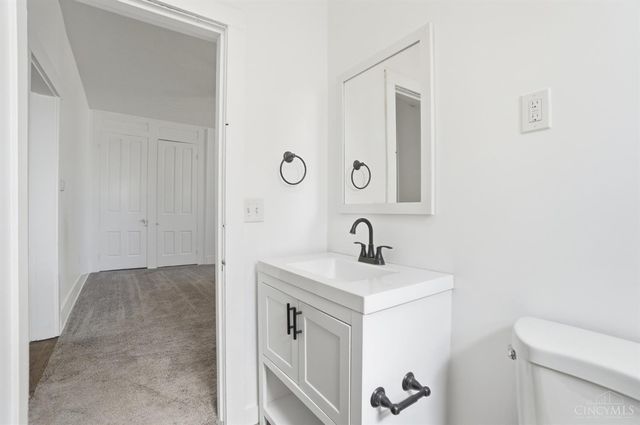 225 N Hill Street, Harrison, OH 45030