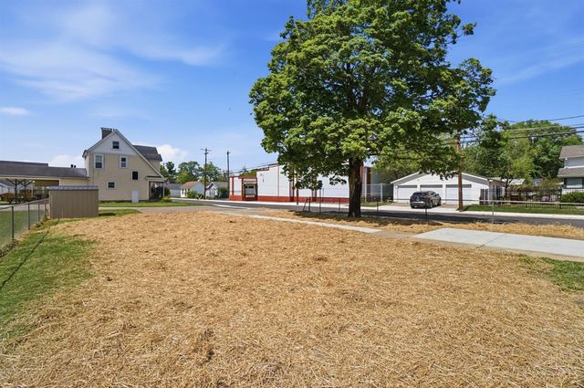 225 N Hill Street, Harrison, OH 45030