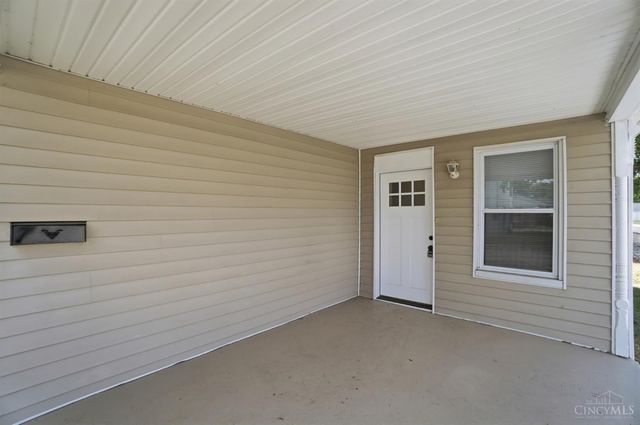 225 N Hill Street, Harrison, OH 45030