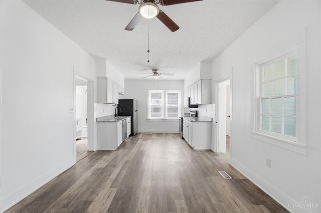 225 N Hill Street, Harrison, OH 45030