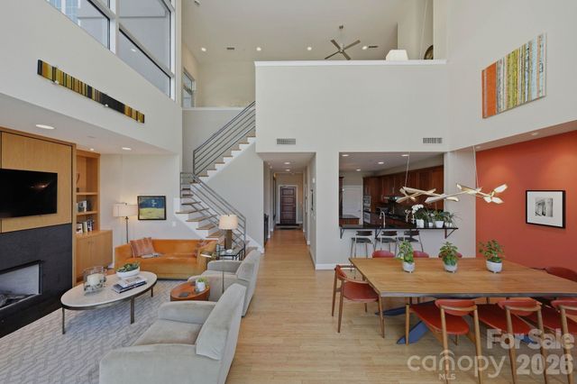 435 S Tryon Street 904, Charlotte, NC 28202