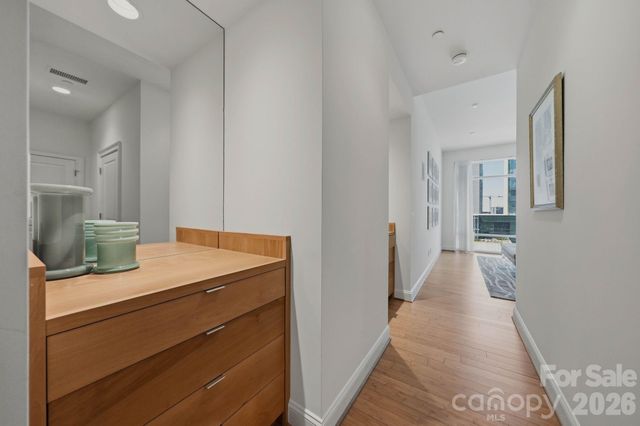 435 S Tryon Street 904, Charlotte, NC 28202