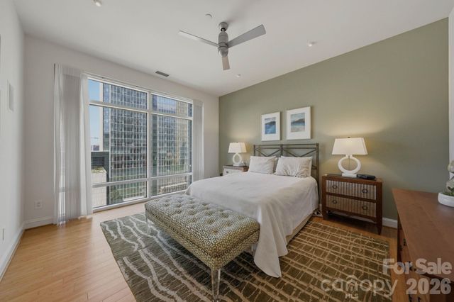 435 S Tryon Street 904, Charlotte, NC 28202