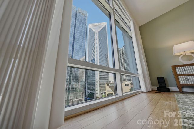 435 S Tryon Street 904, Charlotte, NC 28202