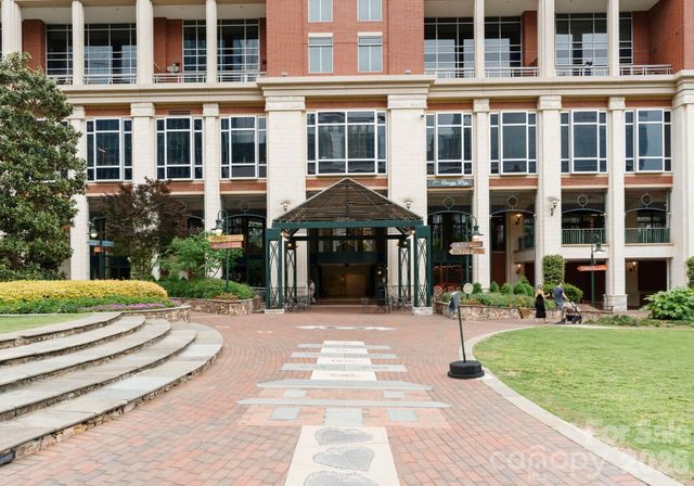 435 S Tryon Street 904, Charlotte, NC 28202
