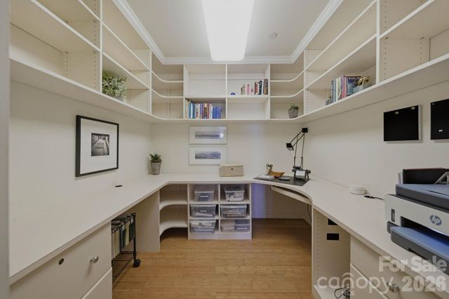 435 S Tryon Street 904, Charlotte, NC 28202