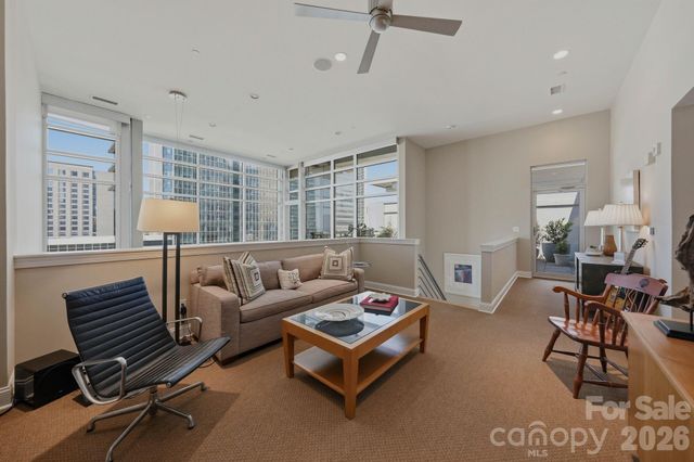 435 S Tryon Street 904, Charlotte, NC 28202