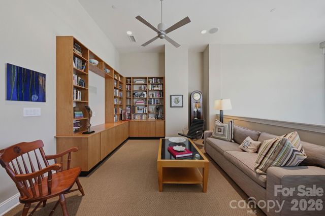 435 S Tryon Street 904, Charlotte, NC 28202