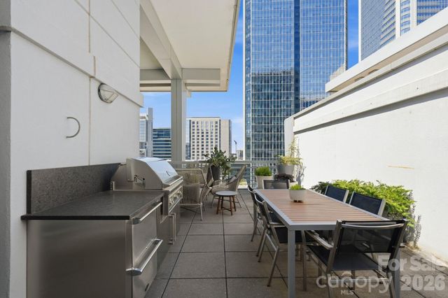 435 S Tryon Street 904, Charlotte, NC 28202