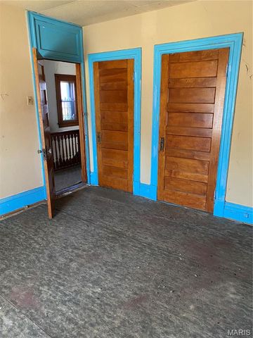 4453 Athlone Avenue, St Louis, MO 63115