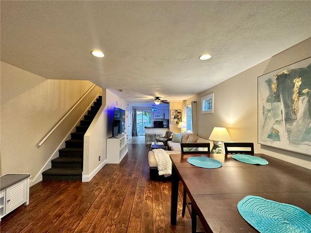 26 Hazael Street, Providence, RI 02908