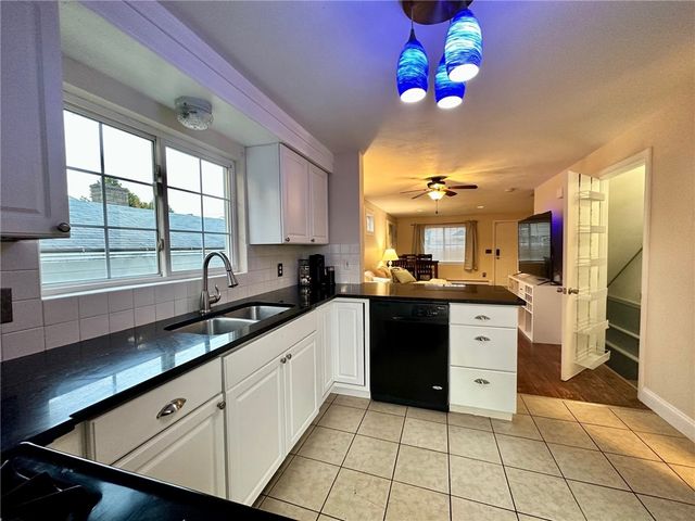 26 Hazael Street, Providence, RI 02908