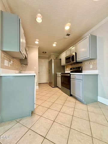 109 Lacombe Court, Holly Springs, NC 27540