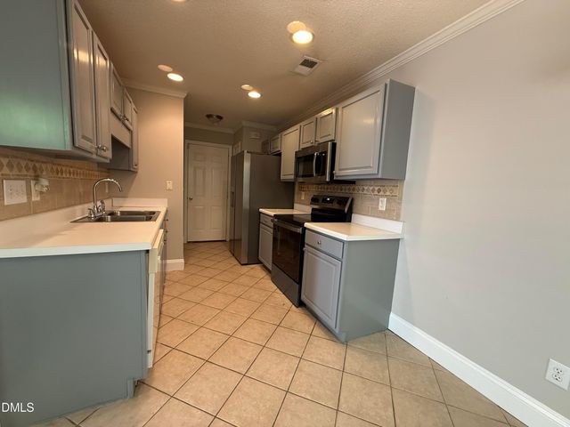 109 Lacombe Court, Holly Springs, NC 27540