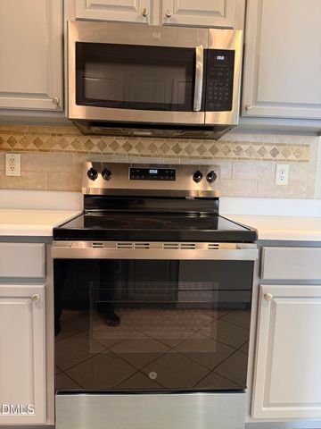 109 Lacombe Court, Holly Springs, NC 27540