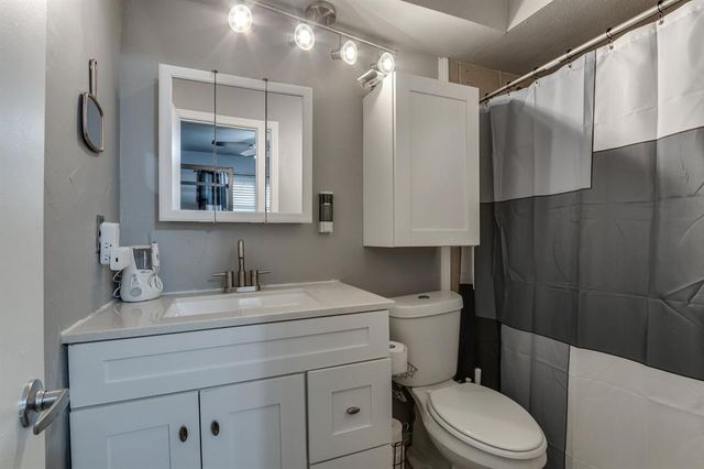 6736 N Meridian Avenue, Oklahoma City, OK 73116