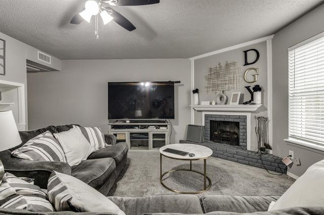 6736 N Meridian Avenue, Oklahoma City, OK 73116