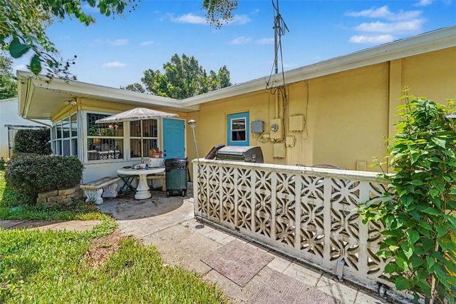 9735 50TH AVENUE N, Madeira Beach, FL 33708