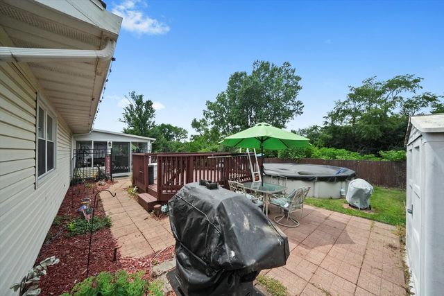 1S670 Manchester Lane, Warrenville, IL 60555