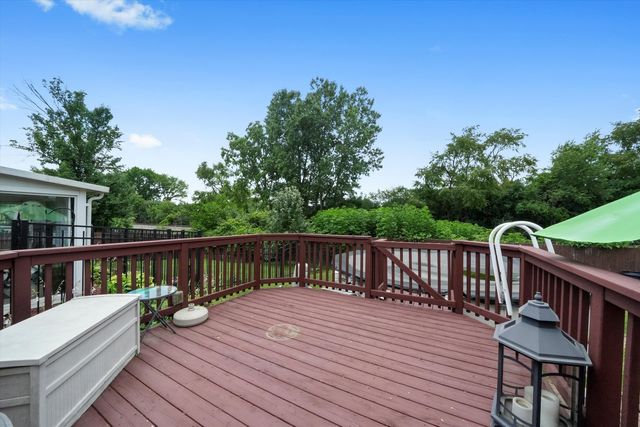 1S670 Manchester Lane, Warrenville, IL 60555