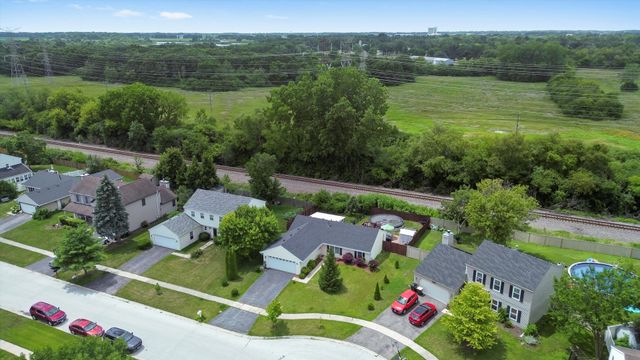 1S670 Manchester Lane, Warrenville, IL 60555
